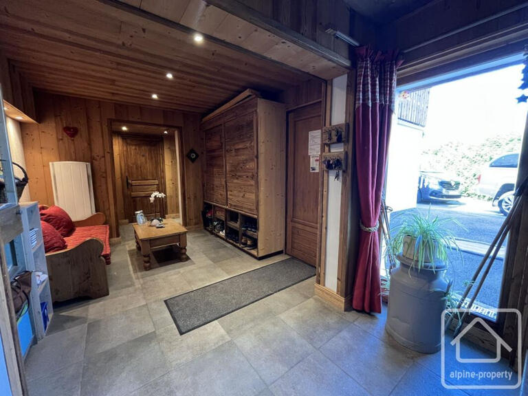 Chalet les carroz-d-araches - 5 bedrooms - 251m²