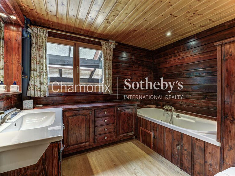 Chalet Les Houches - 4 bedrooms - 241m²