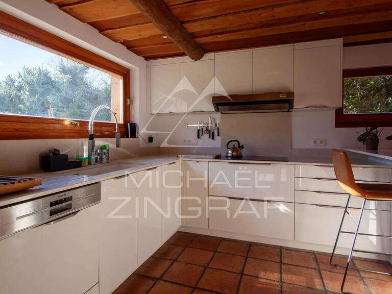 Chalet Les Houches - 5 bedrooms - 227m²