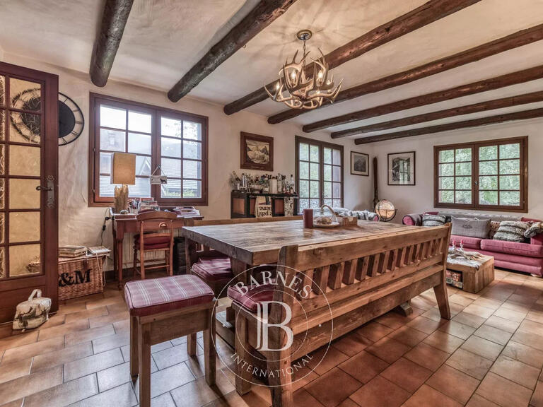 Chalet Les Houches - 5 bedrooms - 226m²