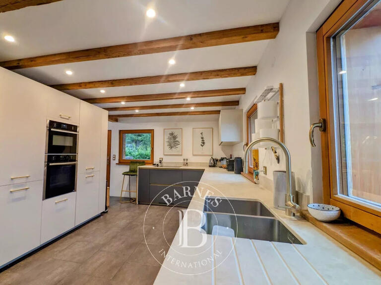 Chalet Les Houches - 4 bedrooms - 202m²