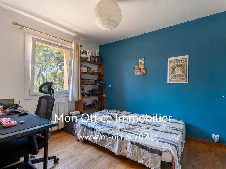 Maison Les Pennes-Mirabeau - 4 chambres - 220m²