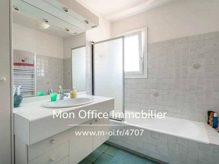 Maison Les Pennes-Mirabeau - 4 chambres - 220m²