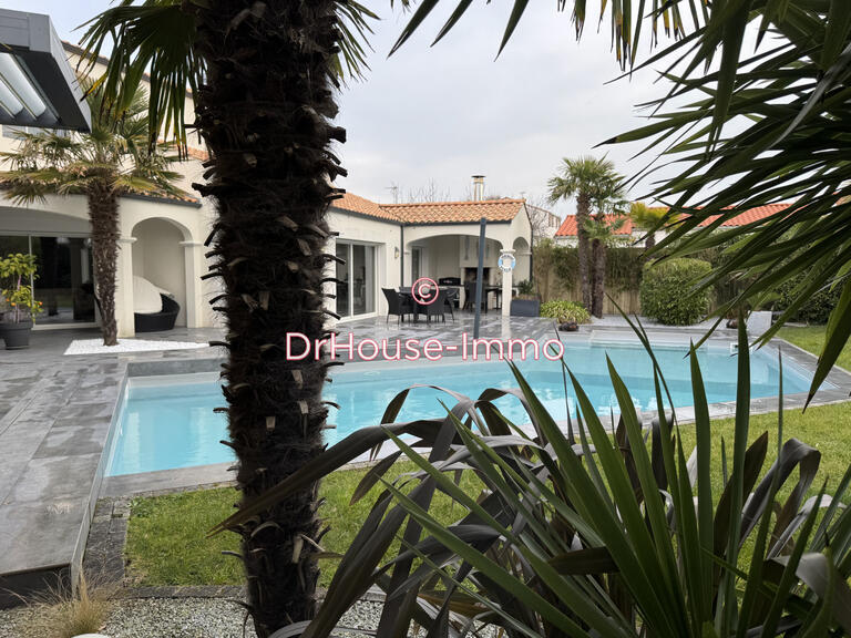 Villa Les Sables-d'Olonne - 4 chambres - 183m²