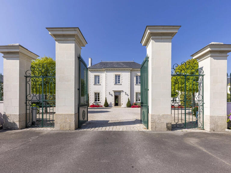 Maison Les Sorinières - 5 chambres - 511m²