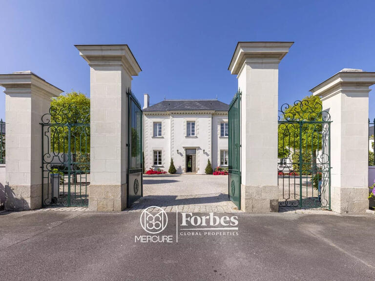 House Les Sorinières - 5 bedrooms - 511m²