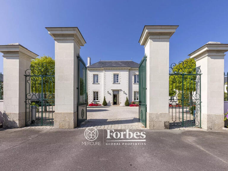 Maison Les Sorinières - 5 chambres - 511m²