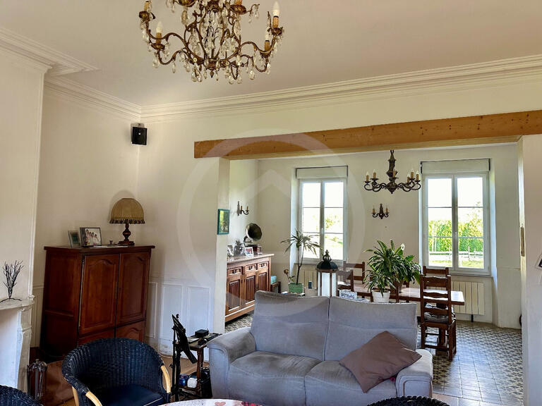 Property Liancourt-Fosse - 10 bedrooms - 390m²