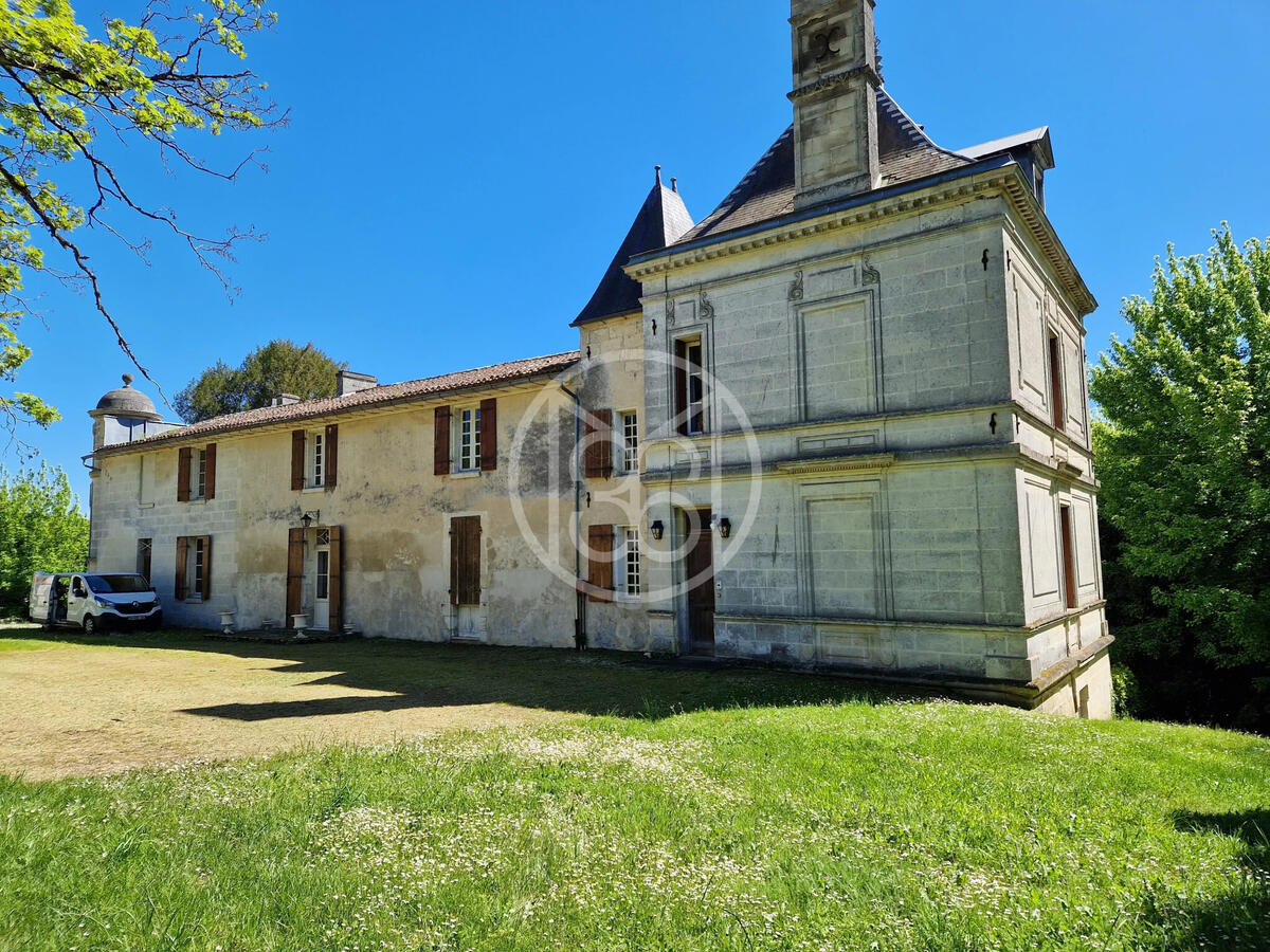 Castle Libourne