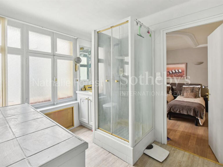 Sale Apartment Lille - 2 bedrooms