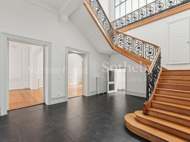 Apartment Lille - 4 bedrooms - 321m²