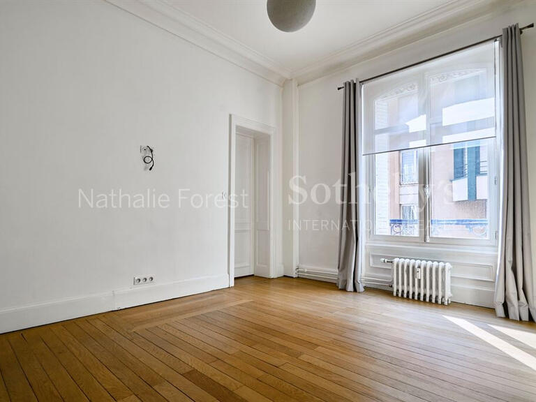 Apartment Lille - 5 bedrooms - 187m²