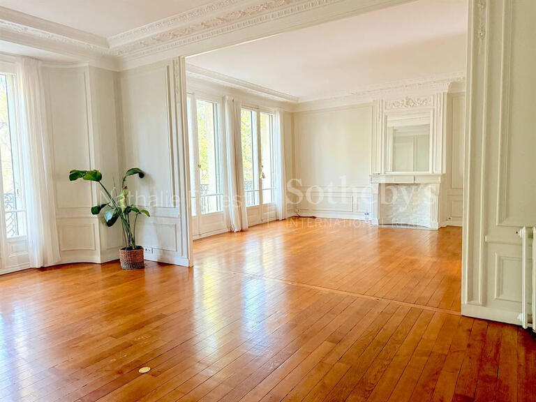 Appartement Lille - 4 chambres - 214m²