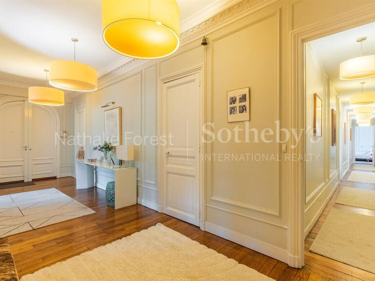 Apartment Lille - 3 bedrooms - 214m²