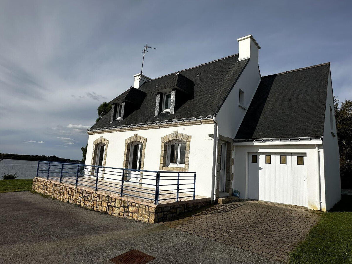 Maison Locoal-Mendon