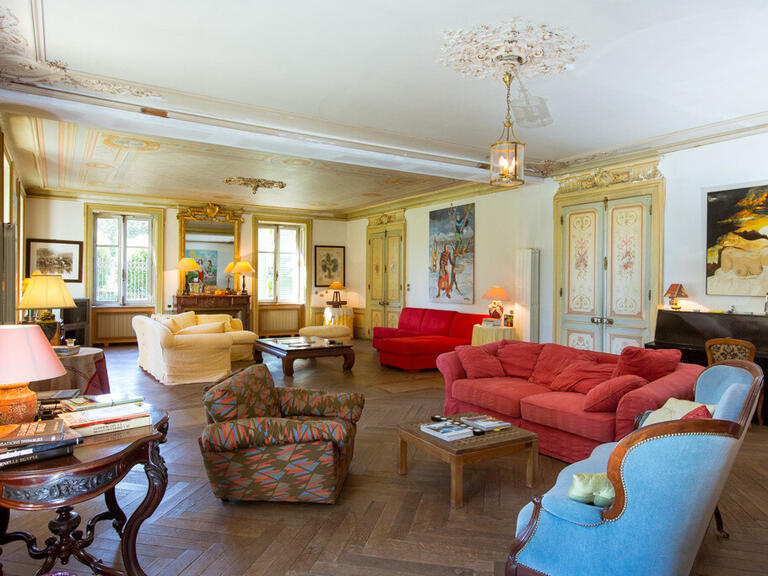 Maison Lons-le-Saunier - 6 chambres - 510m²