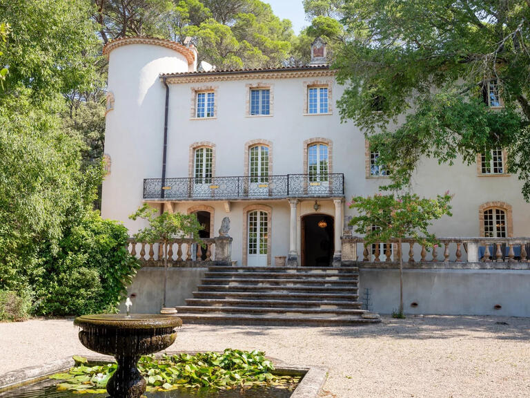 Castle Lorgues - 10 bedrooms - 1000m²