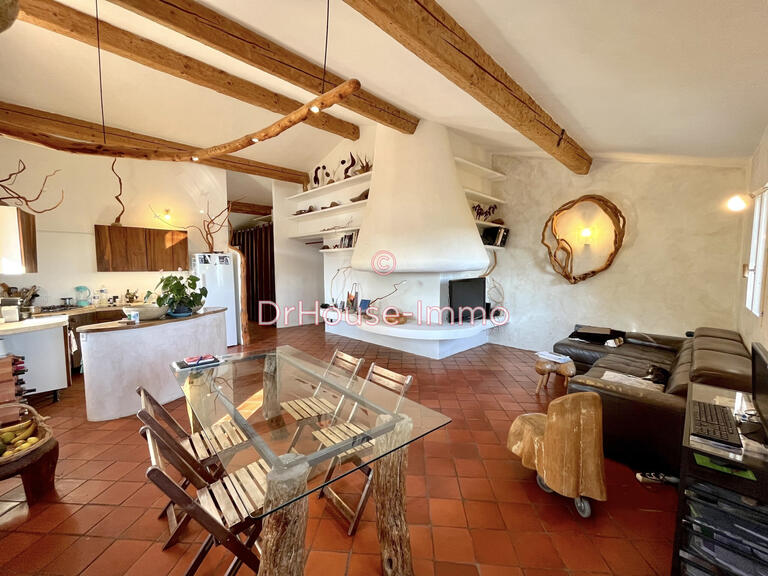 Villa Lorgues - 7 bedrooms - 181m²