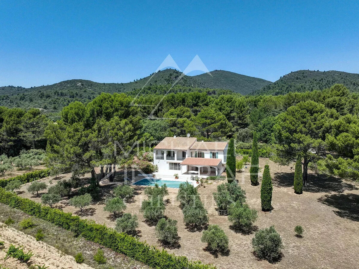 Property Lourmarin