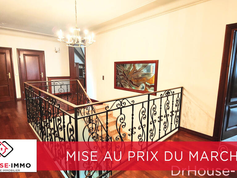 Villa Louveciennes - 5 chambres - 600m²