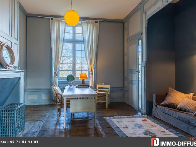 Maison Lubersac - 12 chambres - 650m²