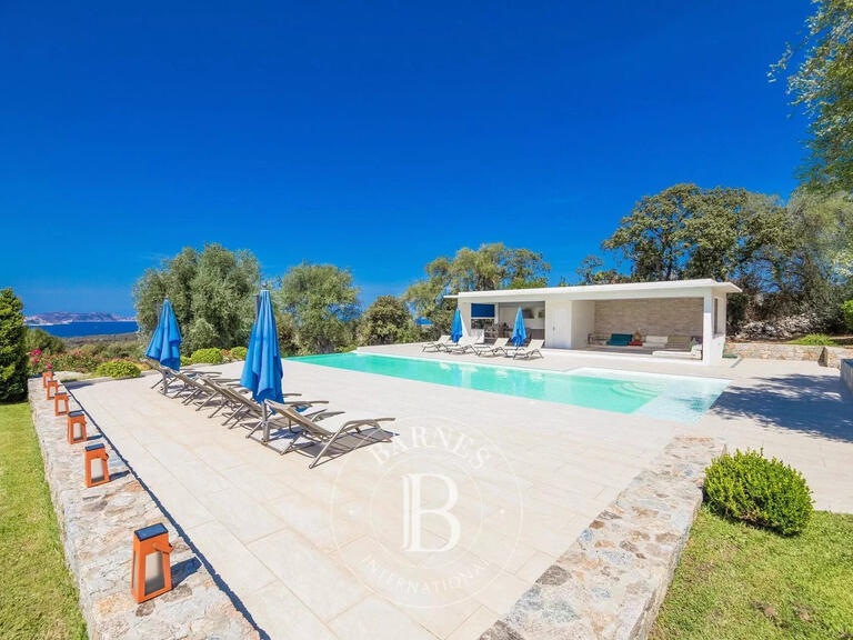 Villa Lumio - 6 bedrooms - 450m²