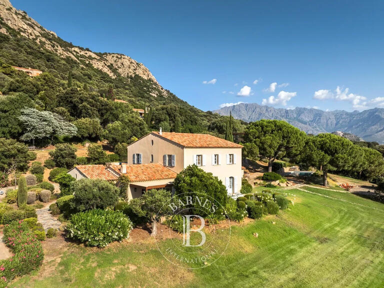 Villa Lumio - 7 bedrooms - 400m²