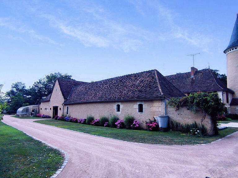 Propriété Lureuil - 14 chambres