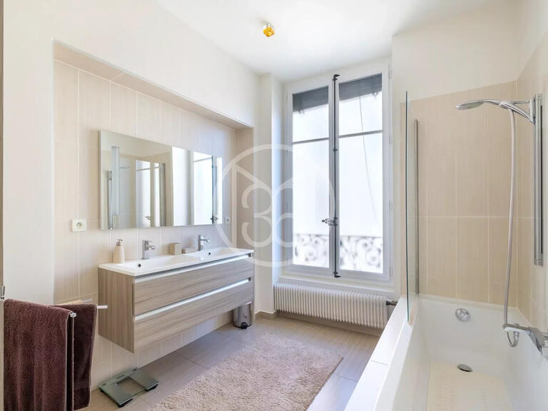 Sale Apartment Lyon 2e - 4 bedrooms