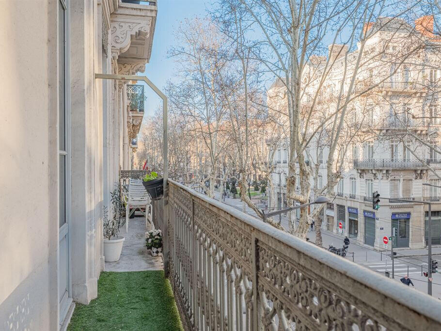 Apartment Lyon 6e