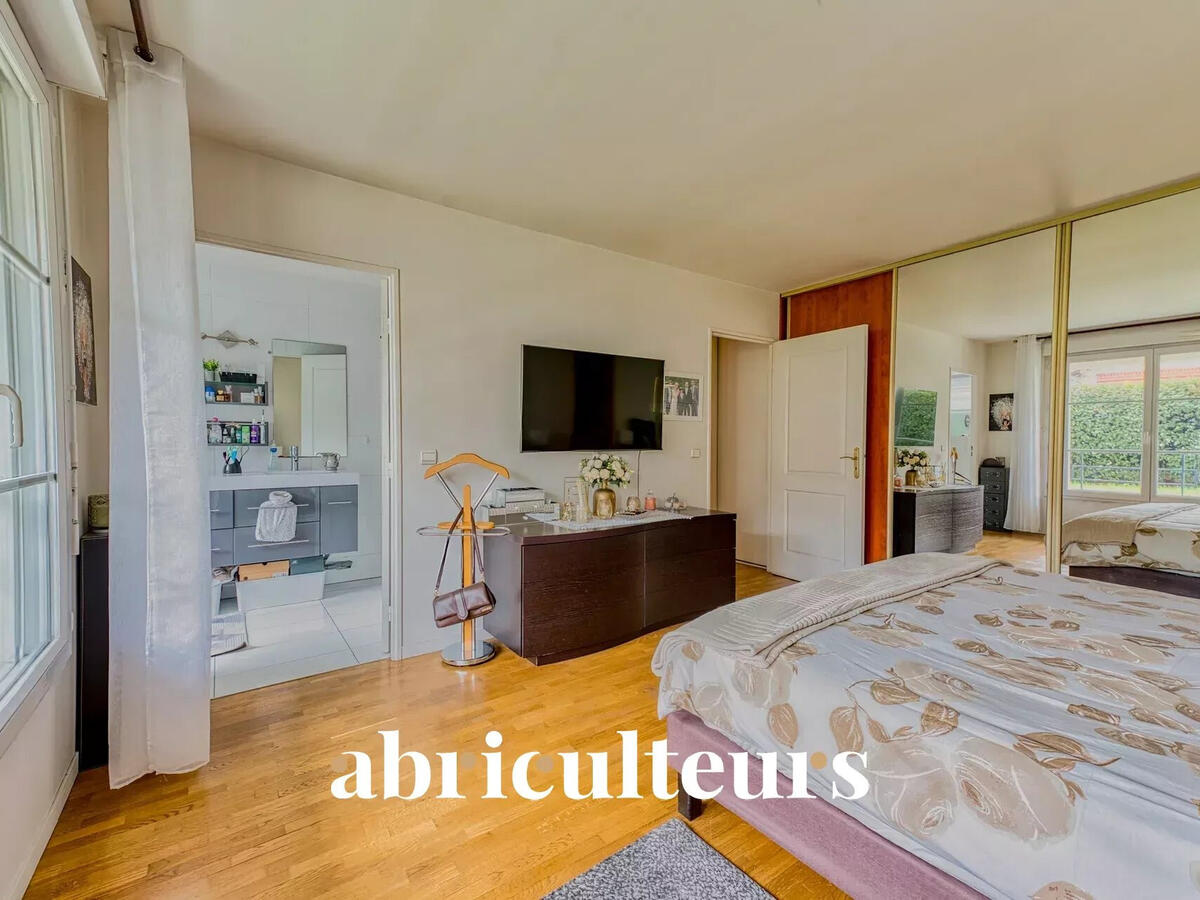 Apartment Maisons-Alfort