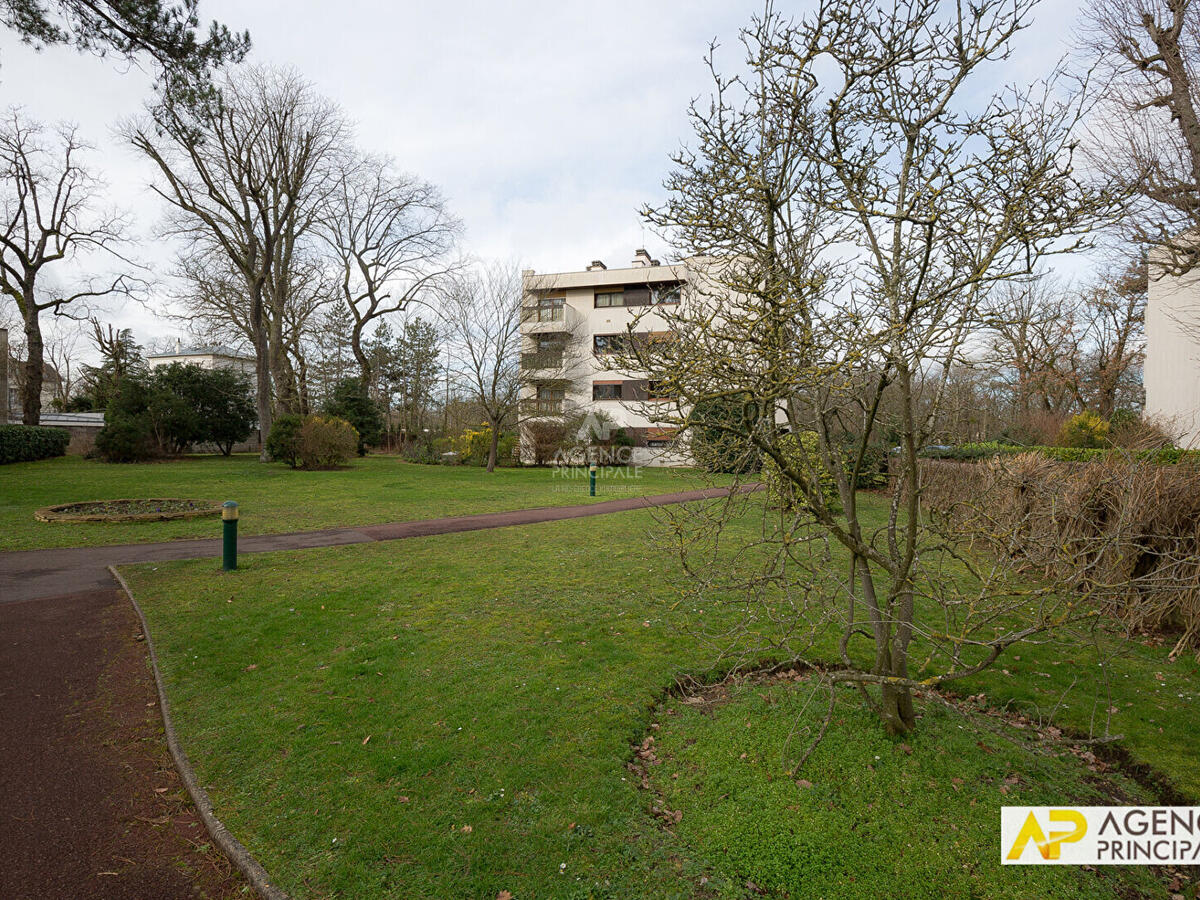 Apartment Maisons-Laffitte