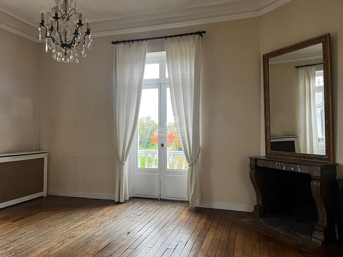 Apartment Maisons-Laffitte