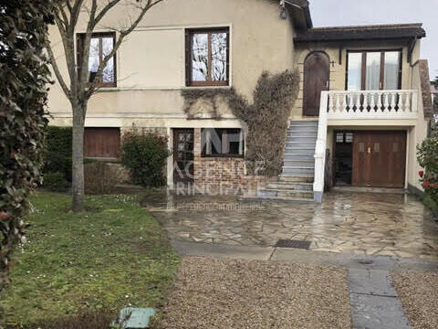 House Maisons-Laffitte - 4 bedrooms - 166m²