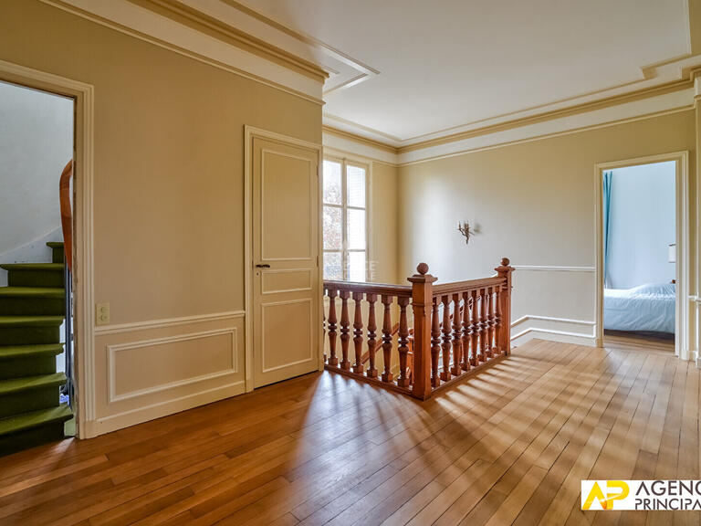 Maison Maisons-Laffitte - 5 chambres - 300m²