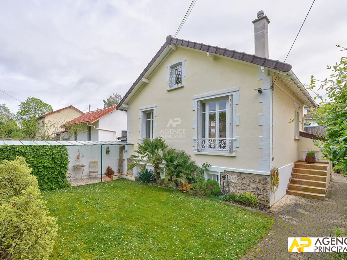 House Maisons-Laffitte