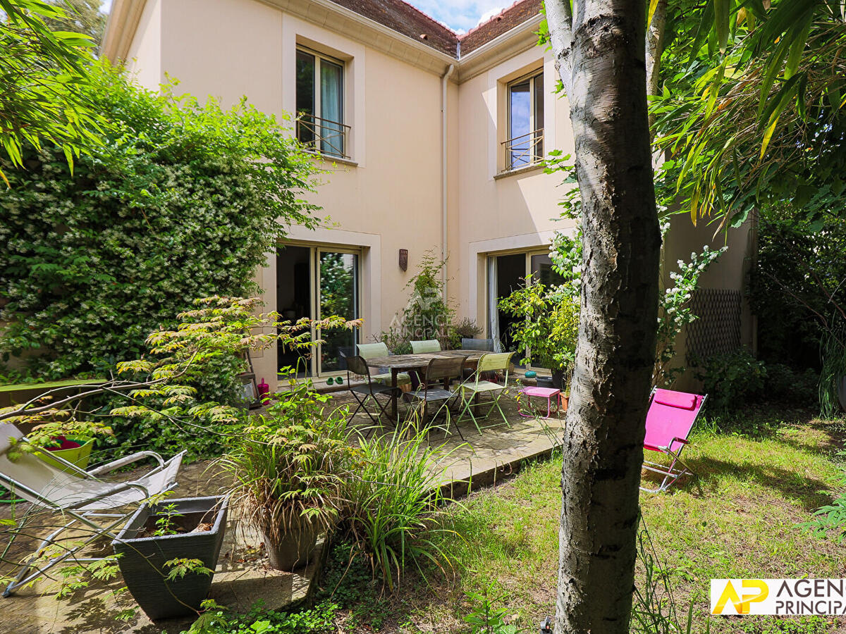 House Maisons-Laffitte