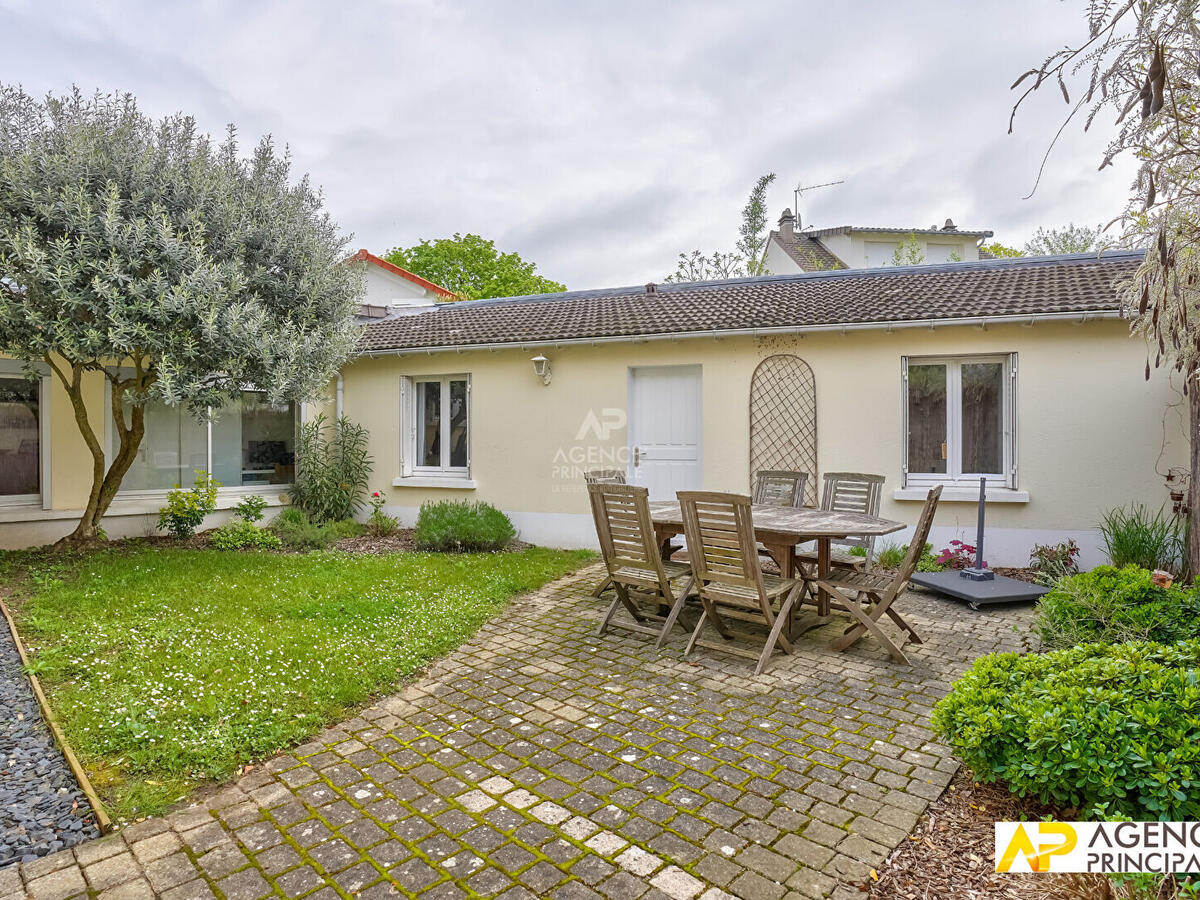 House Maisons-Laffitte