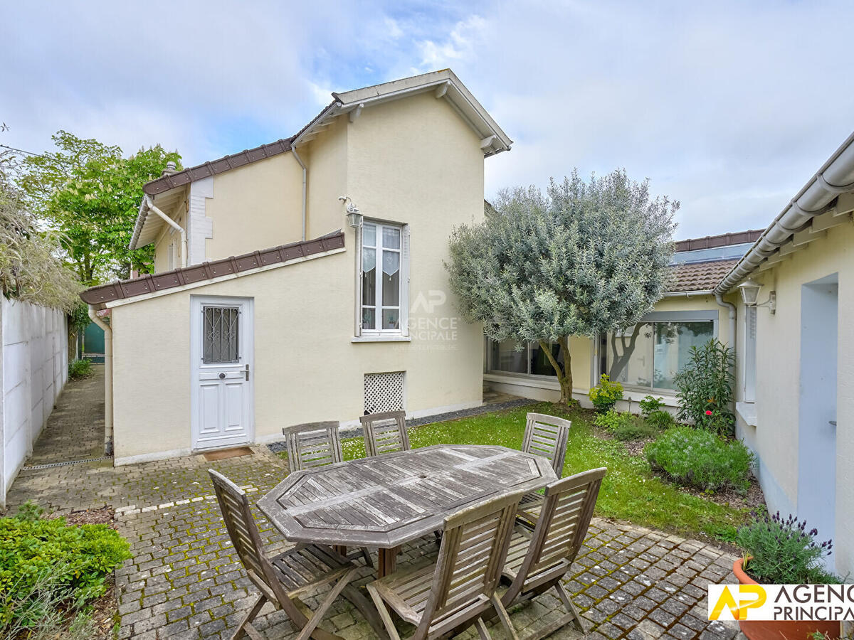 House Maisons-Laffitte