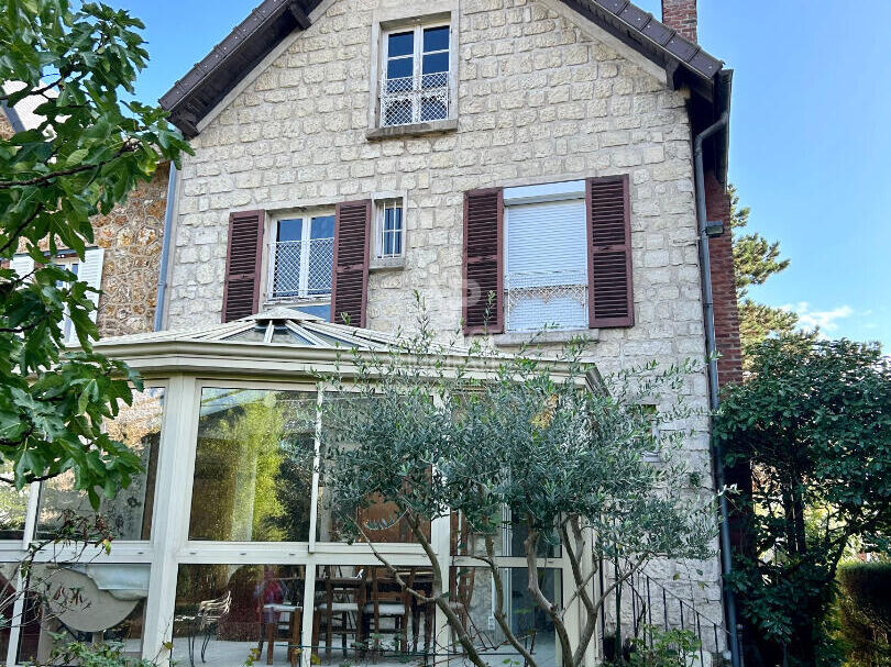 House Maisons-Laffitte