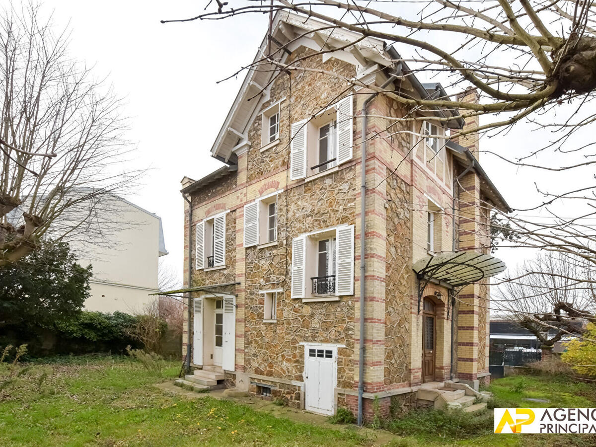 House Maisons-Laffitte