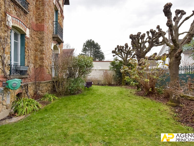 House Maisons-Laffitte - 4 bedrooms - 142m²