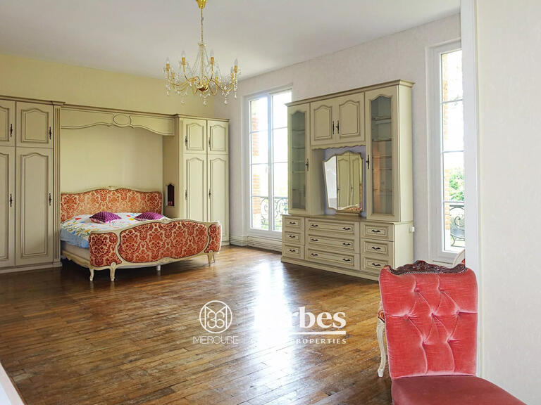 Manor Malause - 7 bedrooms - 518m²