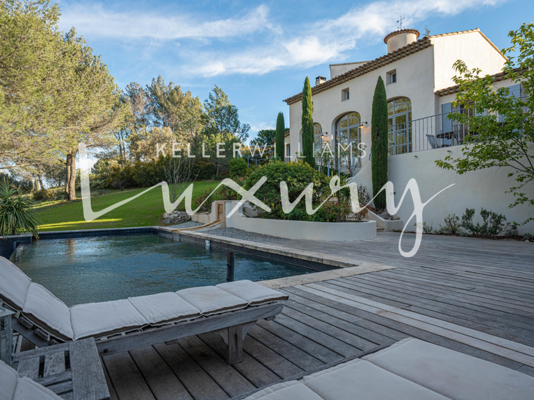 Villa Mallemort - 5 bedrooms - 265m²