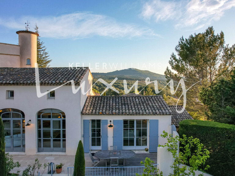 Villa Mallemort - 5 bedrooms - 265m²