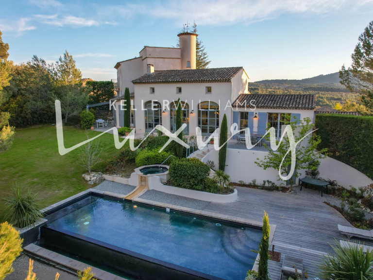 Villa Mallemort - 5 bedrooms - 265m²