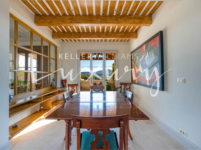 Villa Mallemort - 5 bedrooms - 265m²