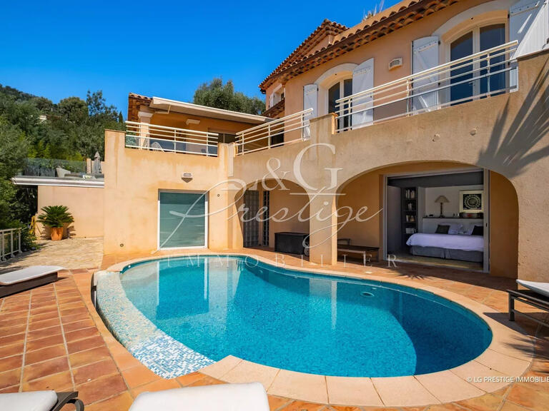 House Mandelieu-la-Napoule - 5 bedrooms - 238m²