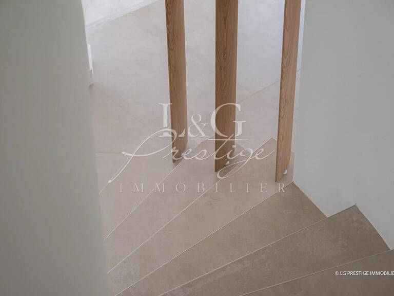 Maison Mandelieu-la-Napoule - 4 chambres - 301m²