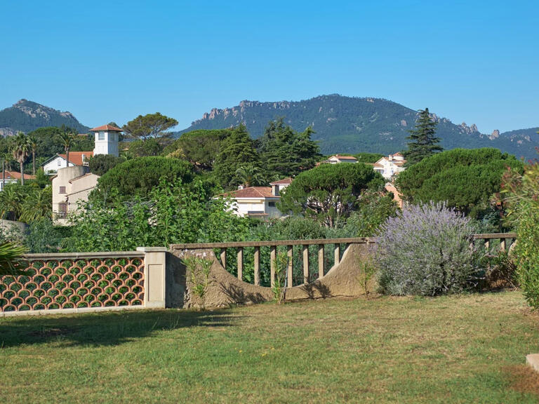 Villa Mandelieu-la-Napoule - 7 chambres - 175m²